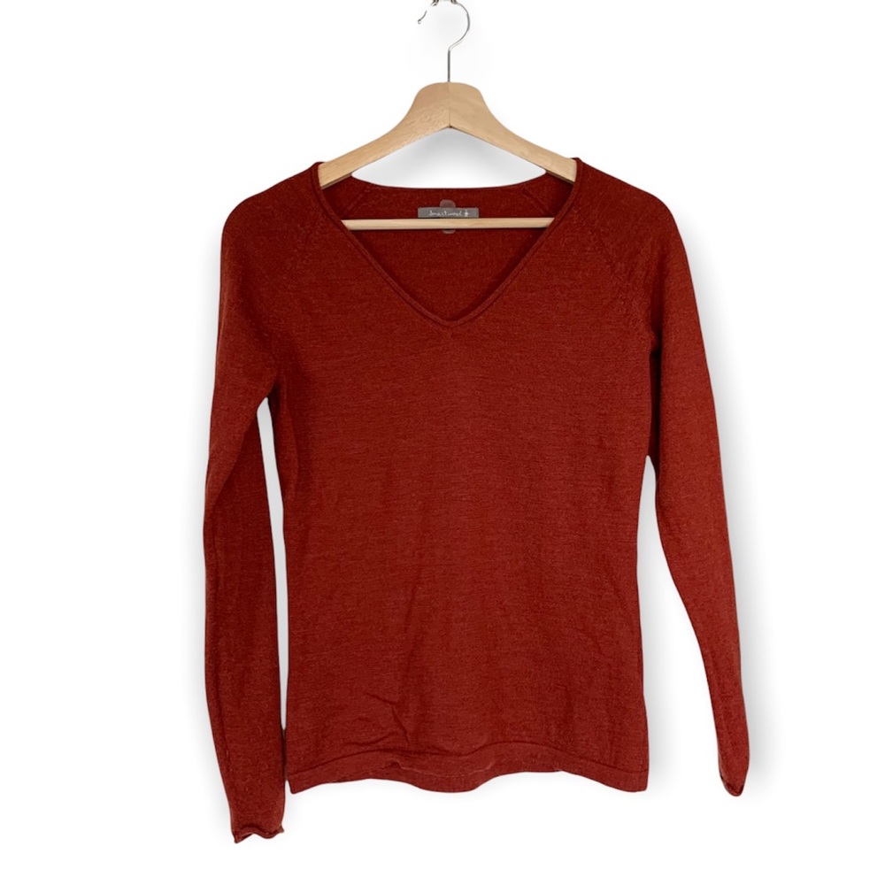 Smartwool Women's V-Neck Sweater in Deep Red